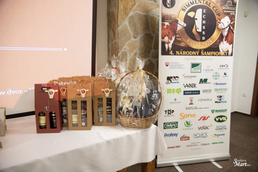 Zväz chovateľov slovenského strakatého dobytka - družstvo 14 SIMMENTAL - 2026 Masarykov dvor slachtitelske chovy 01